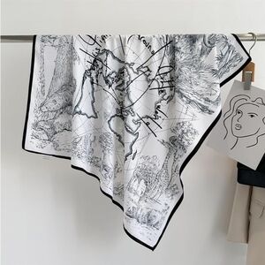 Stylish Jungle Print Square Scarf